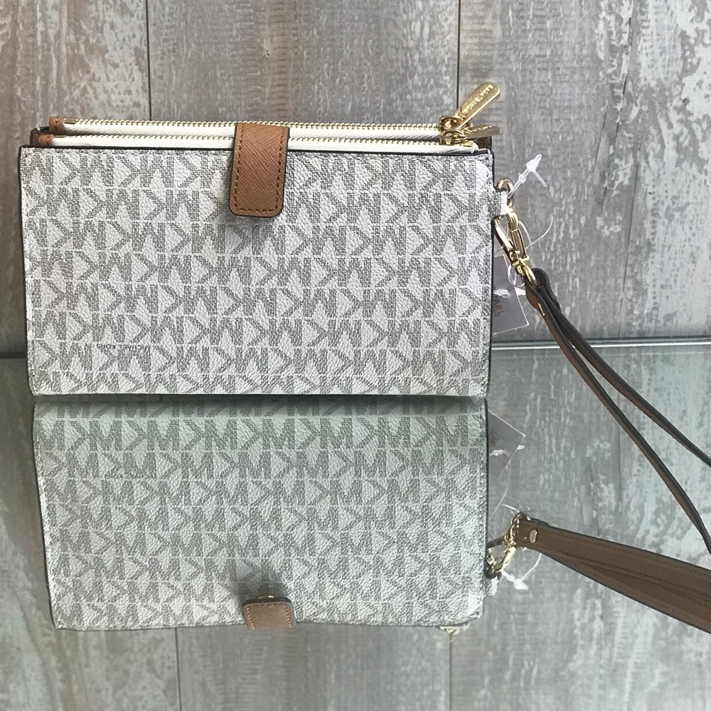 Michael Kors Set Abbey:Mid Backpack+Wallet Vanilla - Picture 6 of 8